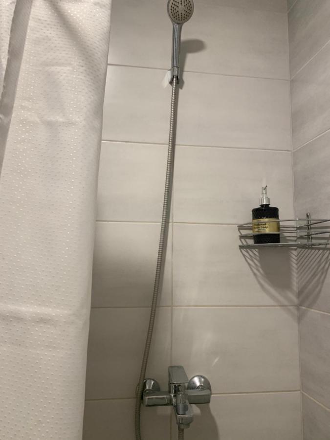 Светлая Студия В 3-Х Мин. От Южд Kharkiv Eksteriør bilde